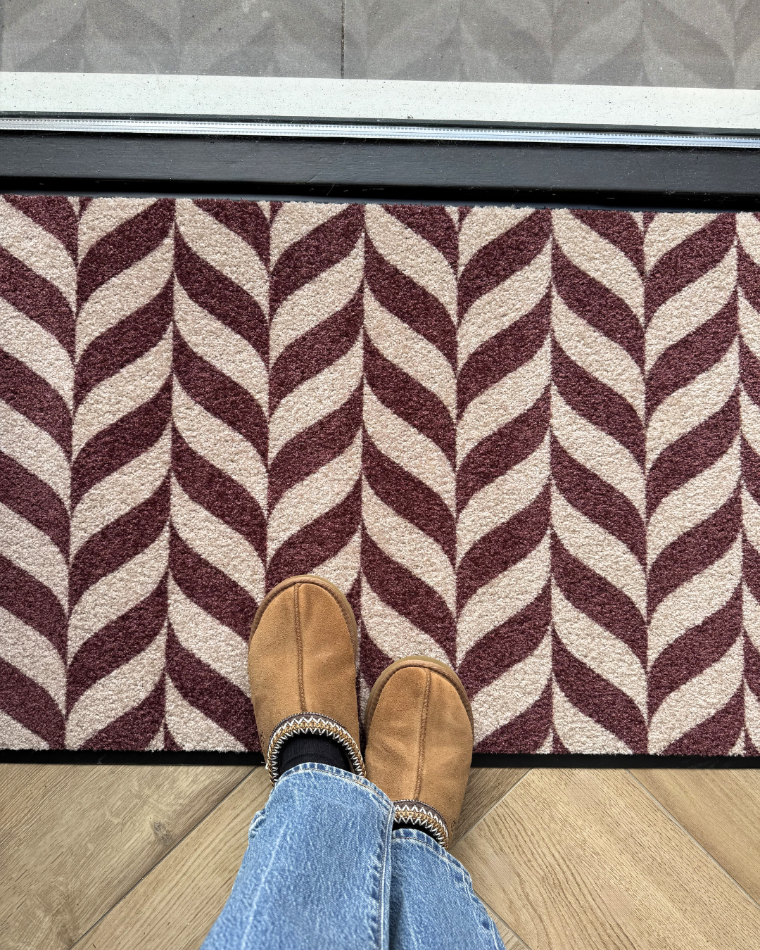 Waves - Custom Size (Moccha)